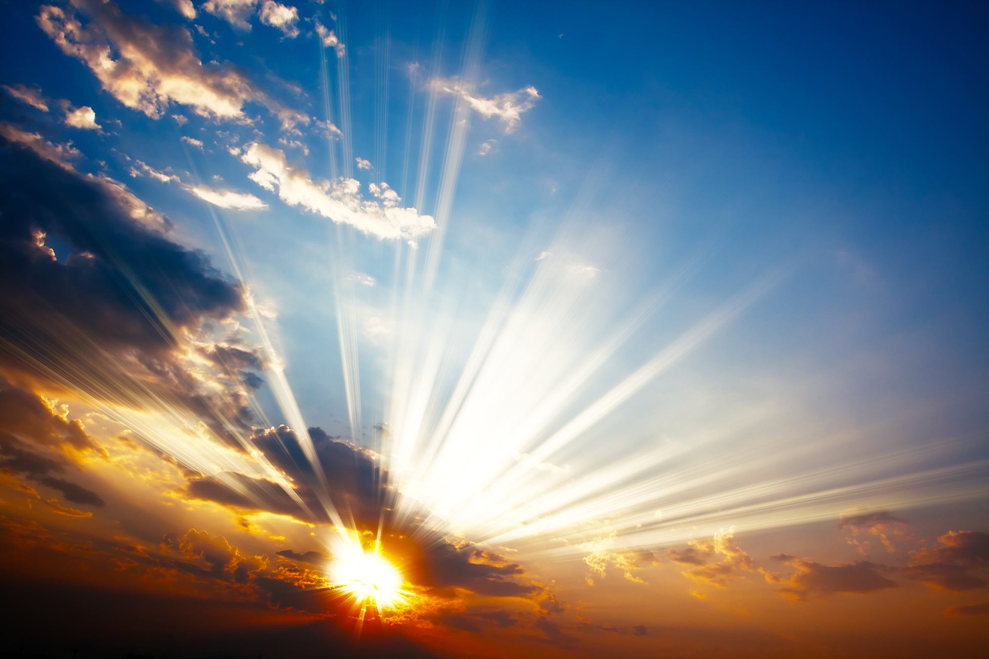 10 Signs You May Be Vitamin D Deficient, According to A Naturopathic Doctor