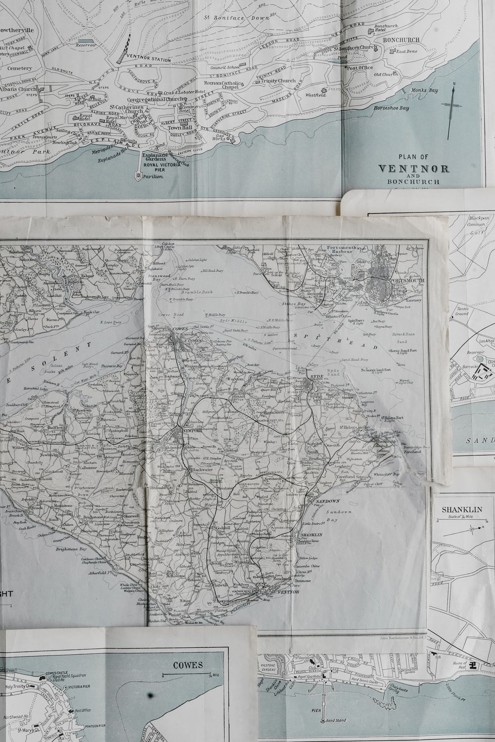 gray and white map